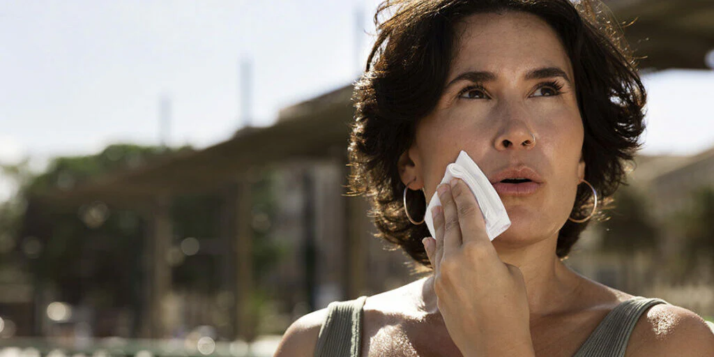 How to Protect Your Skin from “Toxic Smog”